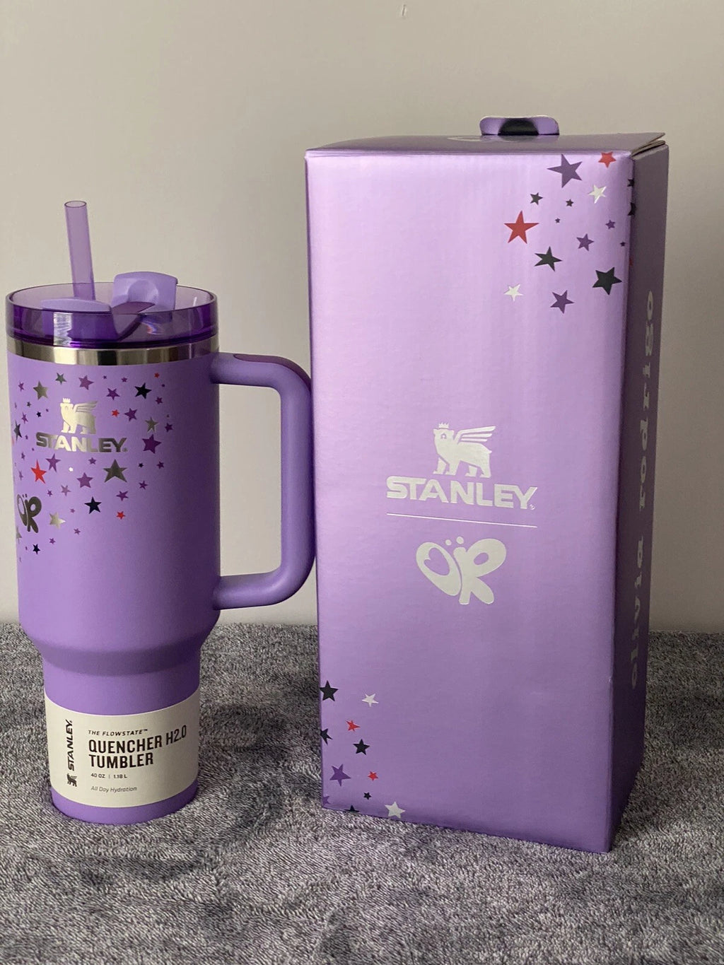 Stanley Quencher H2.0 FlowState Tumbler 40oz Purple Star Edition | Insulated Travel Mug with Handle & Straw