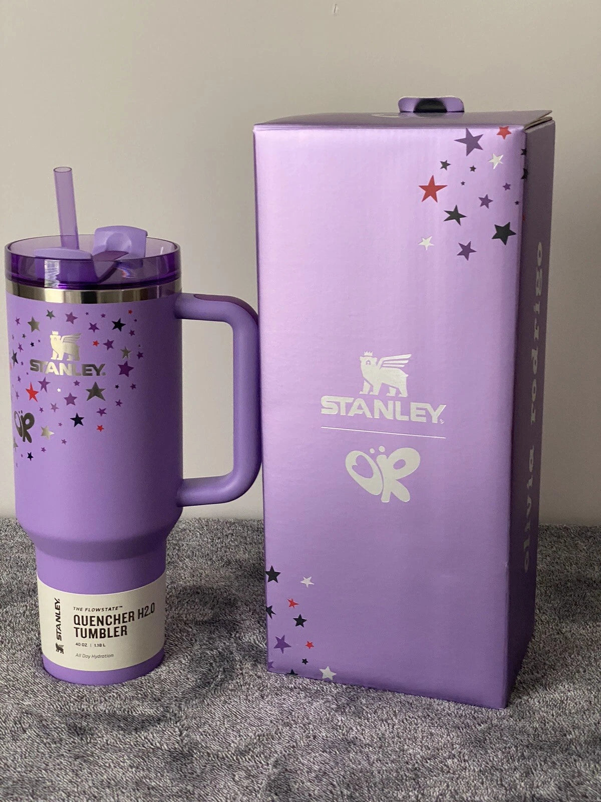 Stanley Quencher H2.0 FlowState Tumbler 40oz Purple Star Edition | Insulated Travel Mug with Handle & Straw