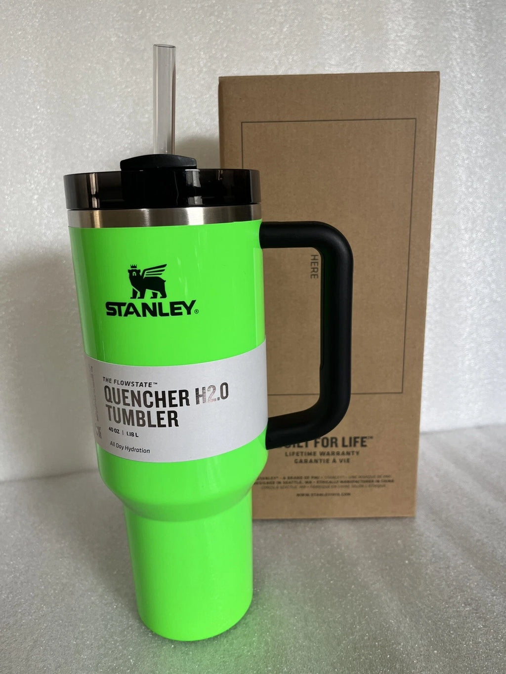 Stanley Tumbler 40oz Quencher Flowstate H2.0 NEON GREEN NEW IN BOX