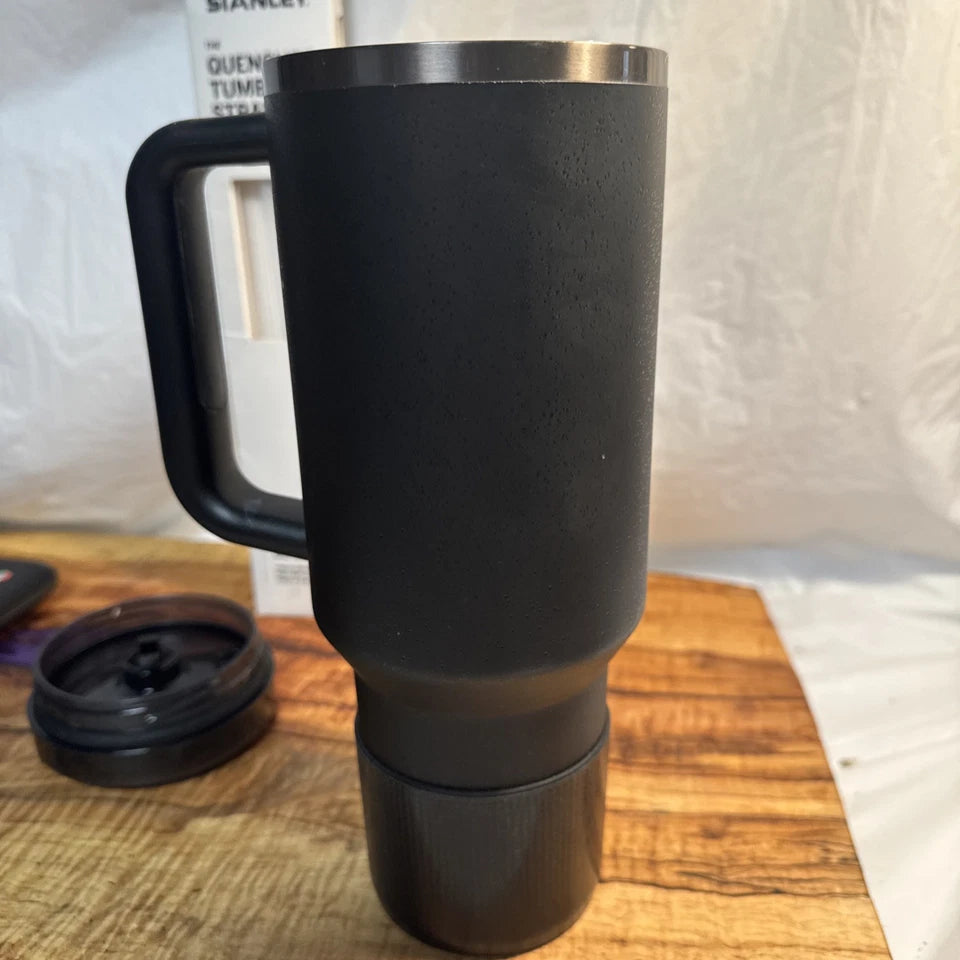 New Stanley 40 oz Tumbler Black with handle and Pack Of 3 new straws.